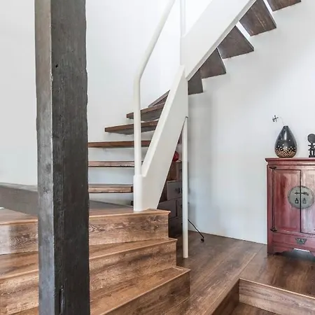 Rato Sunny Terrace Apartment